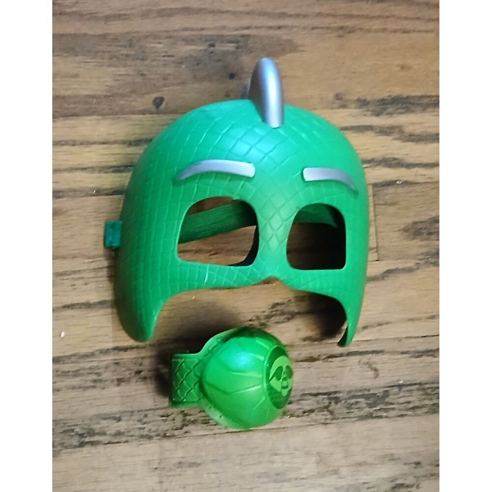 PJ Masks Gecko Mask and Accessory